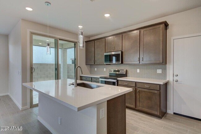 Photo - 2831 S Central Dr