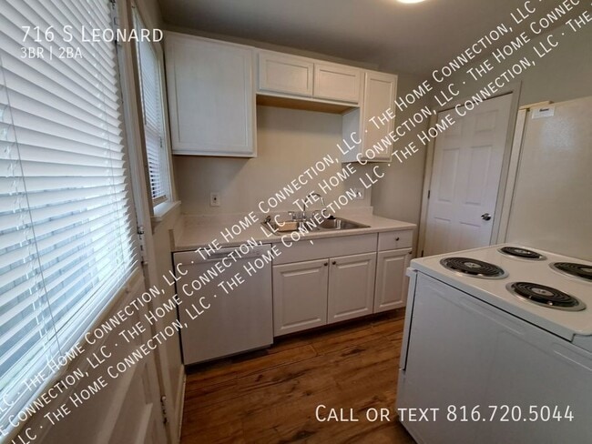 Photo - 716 S Leonard-