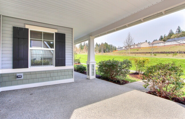 Photo - Open Floor Plan Home! 3 Bedroom, 2.5 bath with Loft