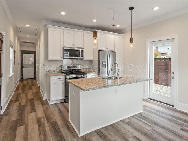 Photo - 400 Sumter St