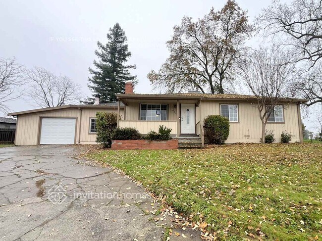 Building Photo - 4640 Plantation Dr