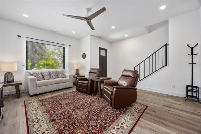 Photo - Downtown Townhouse