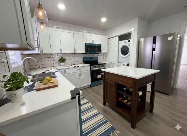 Photo - 2078 Sale Rd