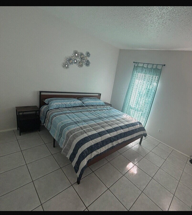 Photo - 7900 N Stadium Dr