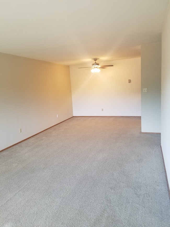 French Quarters Apartments West Allis, WI