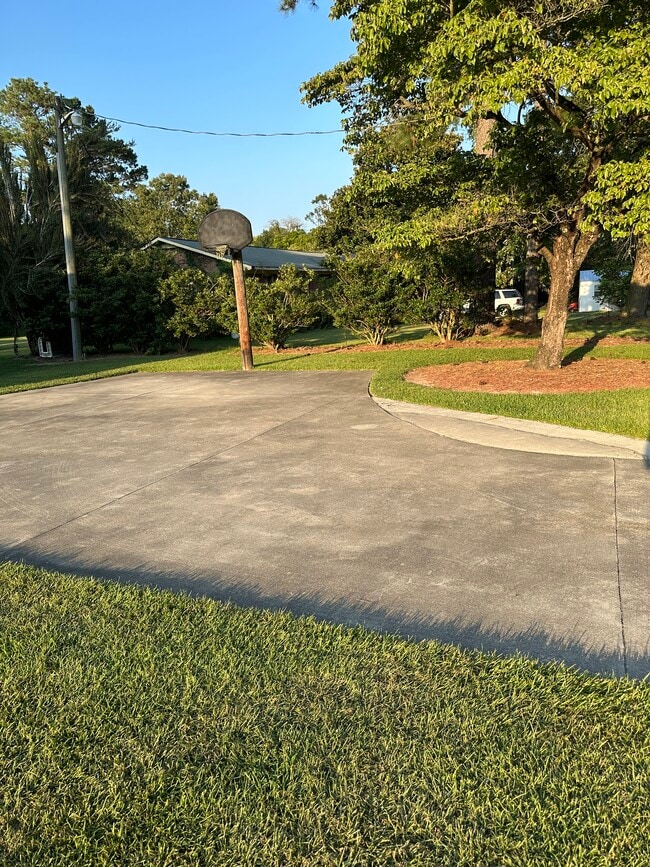 Photo - 550 Peak Branch Rd