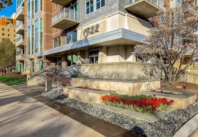 street view - 1522 N Prospect Ave Unit #301