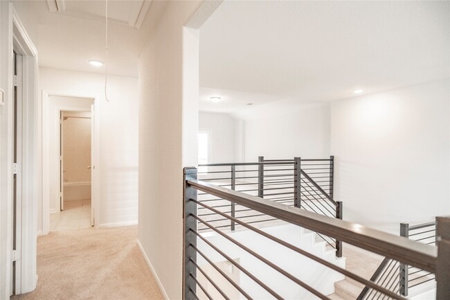 Photo - 208 Cambria Green Ln