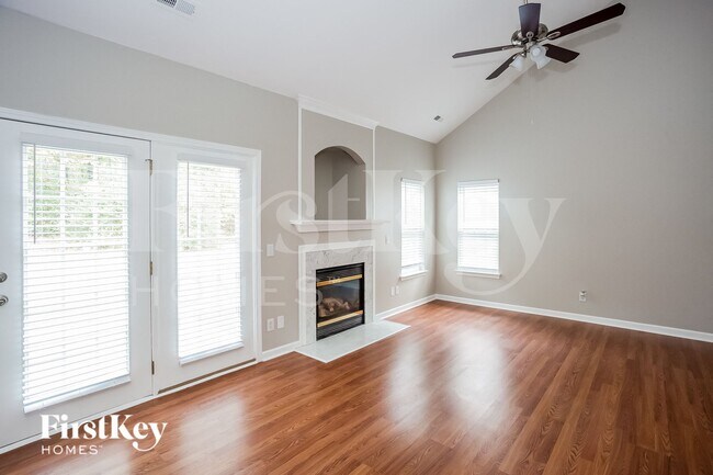 Photo - 10311 Fairbourne Ct