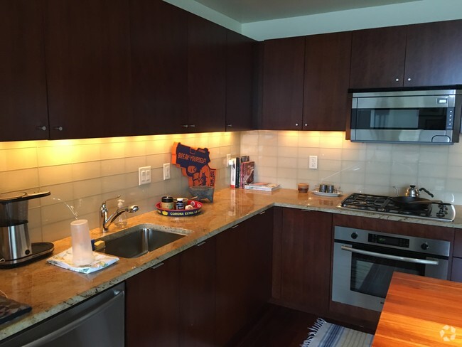 Building Photo - 3570 SW River Pkwy Unit 509 Rental
