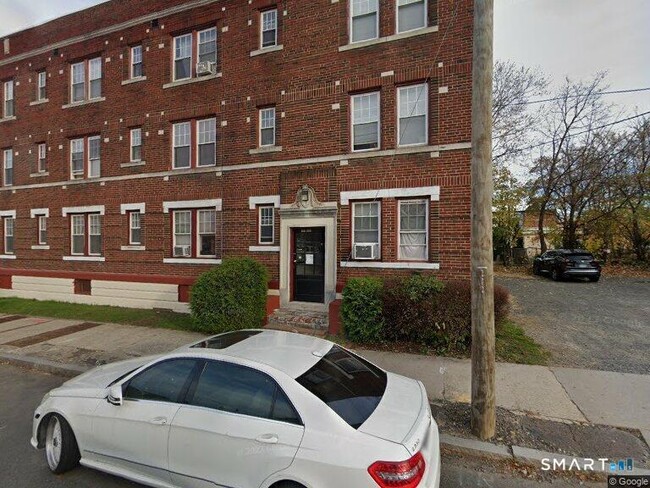 Building Photo - 106 Wadsworth St