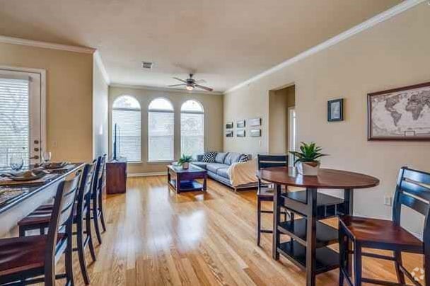 Building Photo - 800 E 15th St Unit 14019 Rental