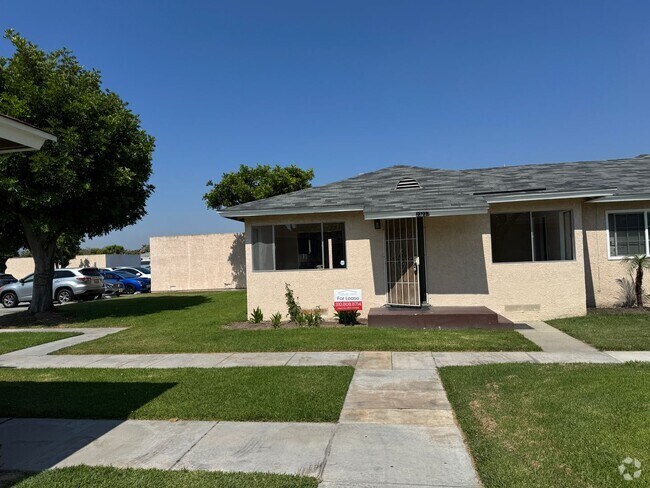 Building Photo - Spacious and Light 2 bedroom in Avalon Gre... Rental
