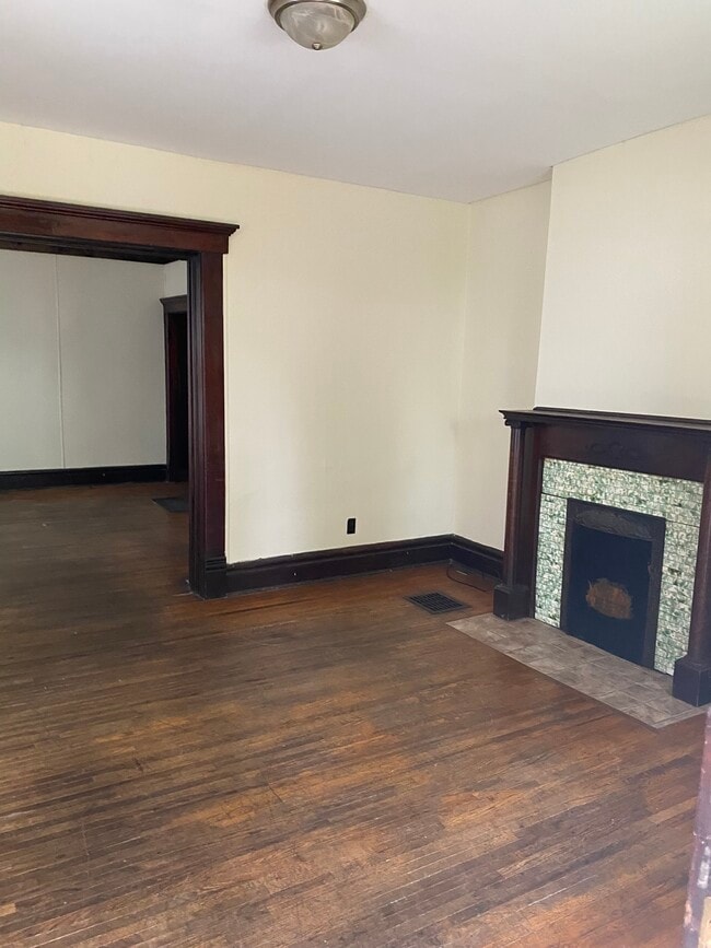 Photo - 69 W Blake Ave