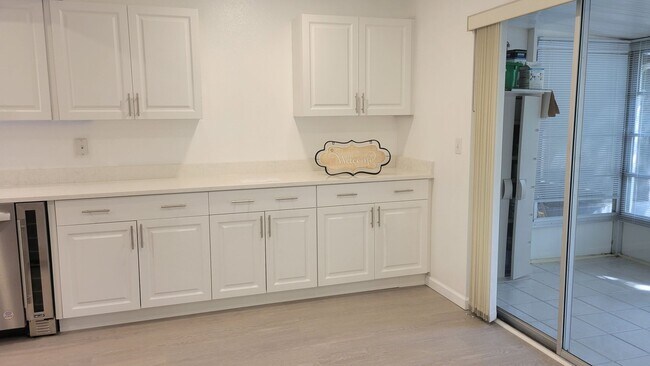 Photo - Annual unfurnished nicely renovated 2/2 villa near the Ringling Museum