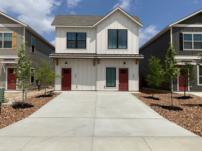 Building Photo - 7146 Magnolia Pass Unit 201