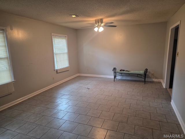 Photo - 4327 Lawnwood Dr