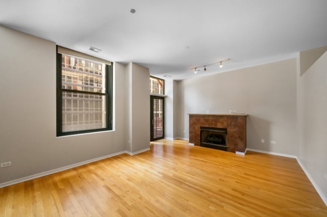 Photo - 208 Washington Unit 1812