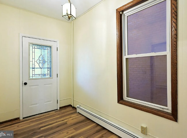 Photo - 410 Fayette St