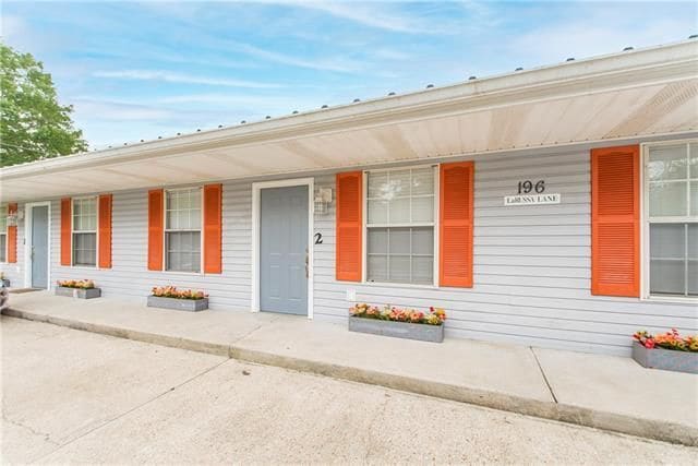 Building Photo - 196 N La Russa Ln Rental