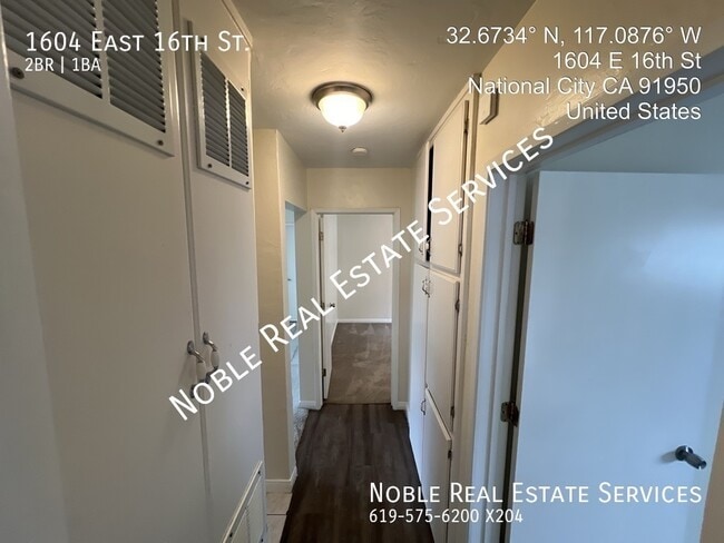 Building Photo - 1604 E 16th St Rental