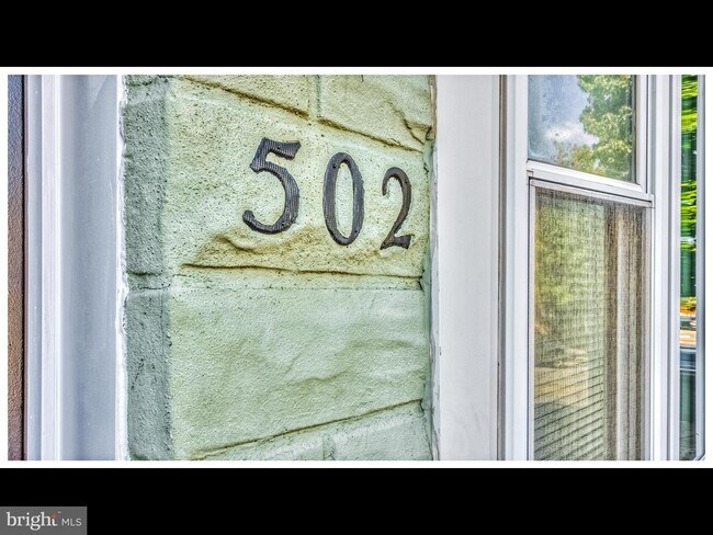 Building Photo - 502 S Highland Ave Rental