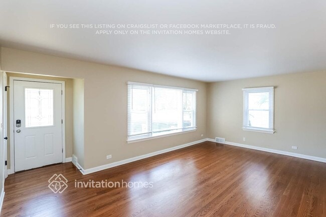 Photo - 180 Oakland Grove