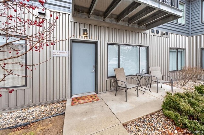 Photo - 293 N 2nd St