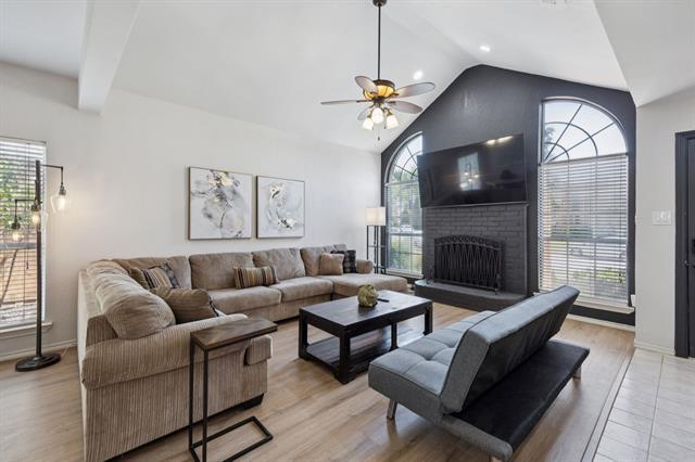 Photo - 1823 Dew Valley Dr