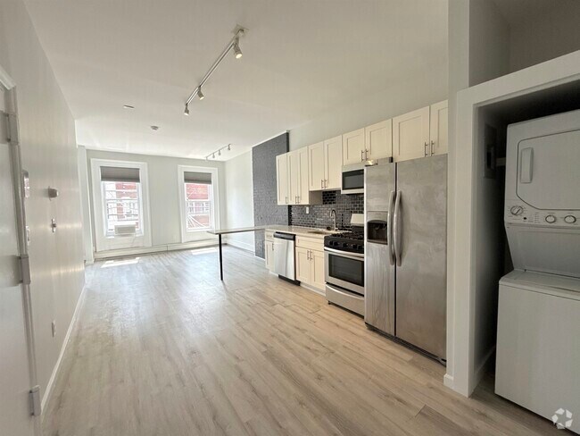 Building Photo - 332 Communipaw Ave Unit 2 Rental