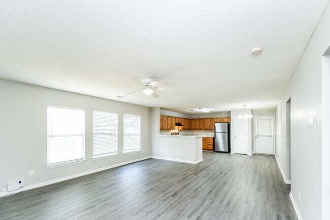 Photo - 516 Heron Glen Dr