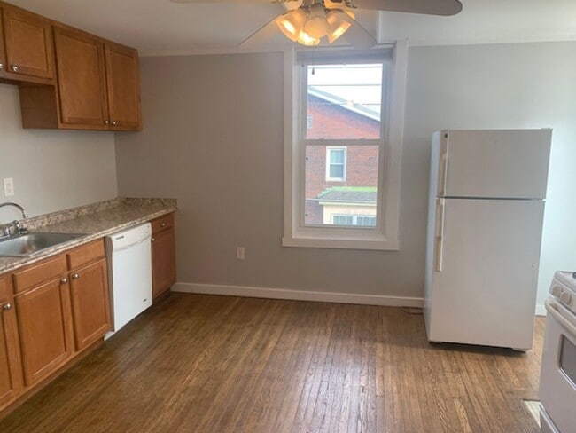 Photo - 5212 Coral St Unit Apt 2