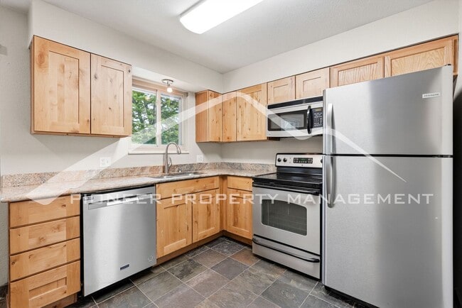 Photo - Spacious Duplex with Central AC and Washer/Dryer