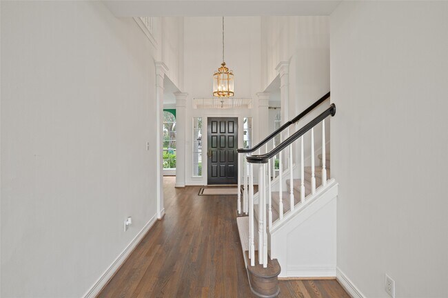 Photo - 4006 Chatham Ln