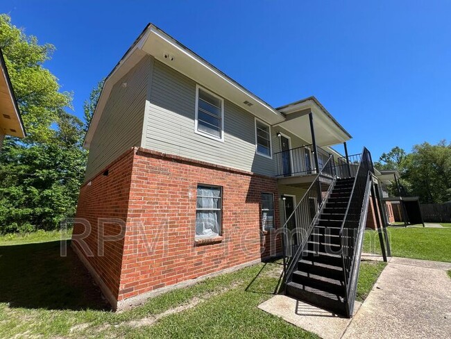 Building Photo - 5149 Baker Blvd Unit B