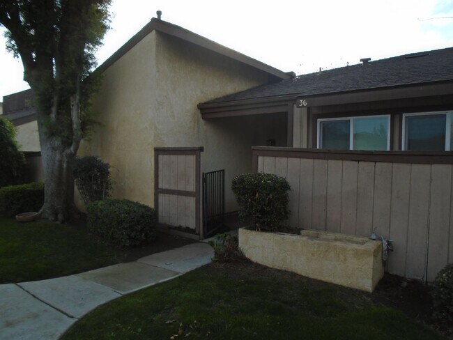 Photo - WOW FACTOR !!! MOVE IN SPECIAL....$2197....