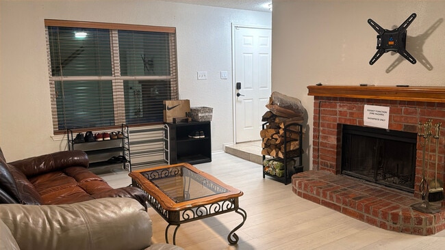 Room in Single Family Home on Bandera St