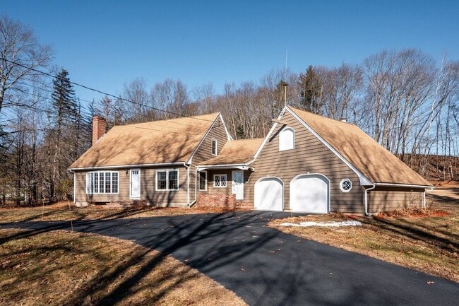 Building Photo - 45 Weare