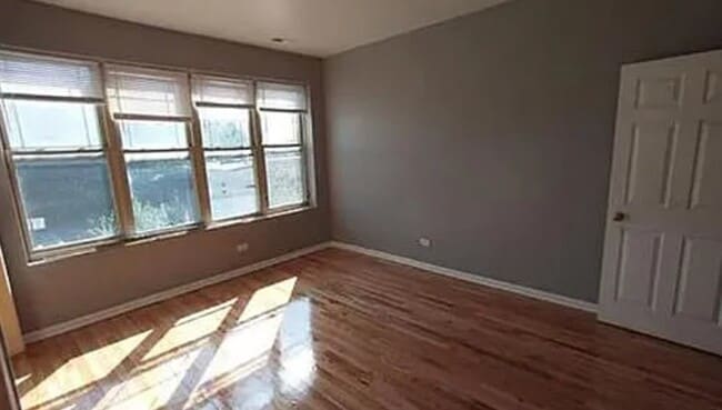 Photo - 612 E Marquette Rd