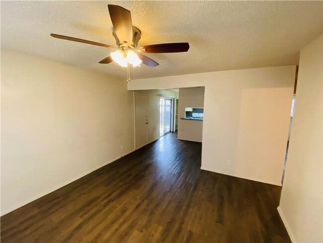 Photo - 1710 Ledgewood Dr Unit 1710B Ledgewood Dr.