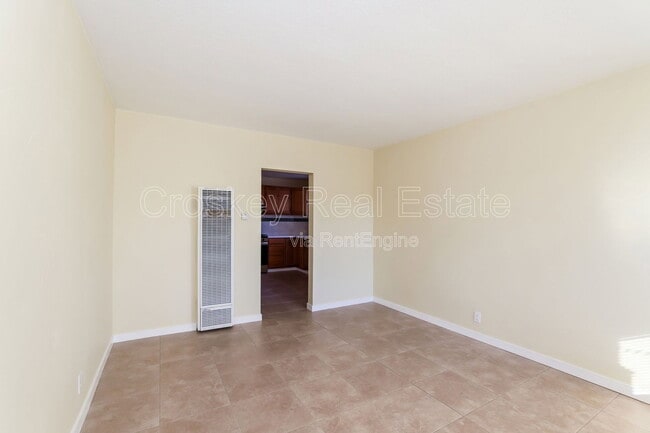 Photo - 355 W 12th St