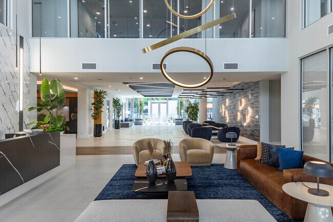 Photo - Avery Dania Pointe East Apartments