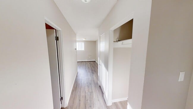 Photo - 9932-9105 105 Ave Unit 107