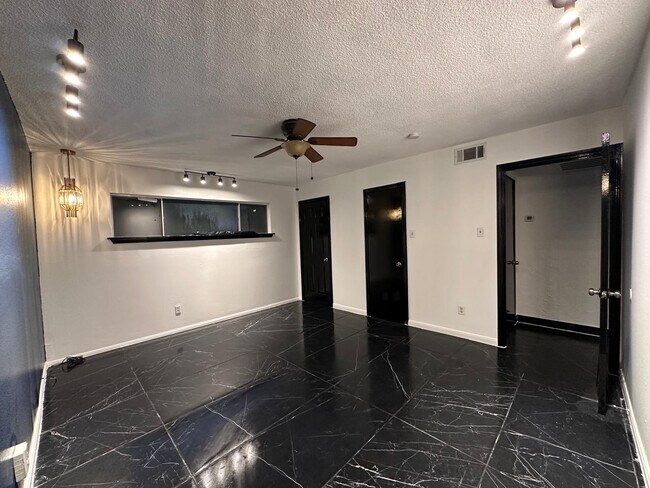 Photo - 2574 Marilee Ln