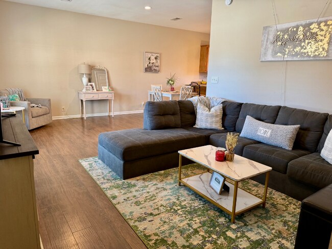 Photo - 1402 Park St Unit 11