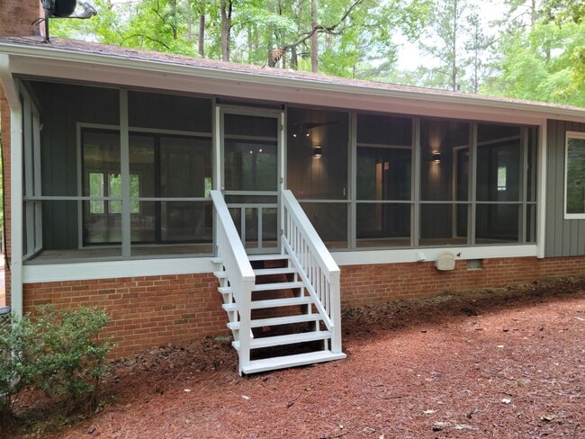 Photo - Three Bedroom Home!