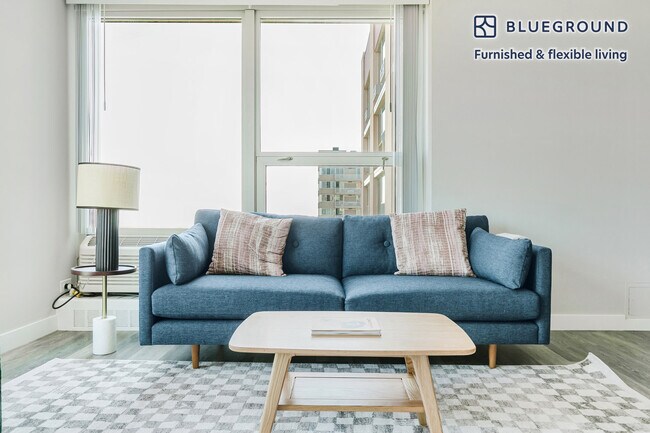 Photo - 5600 N Sheridan Rd Unit FL18-ID1321