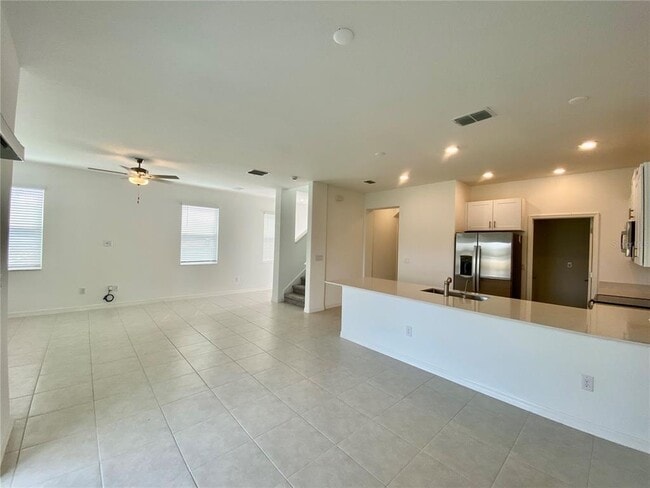 Photo - 6246 Shiner St