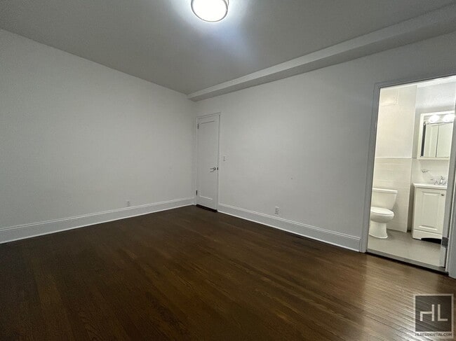 Photo - EAST 46 STREET Unit 2H