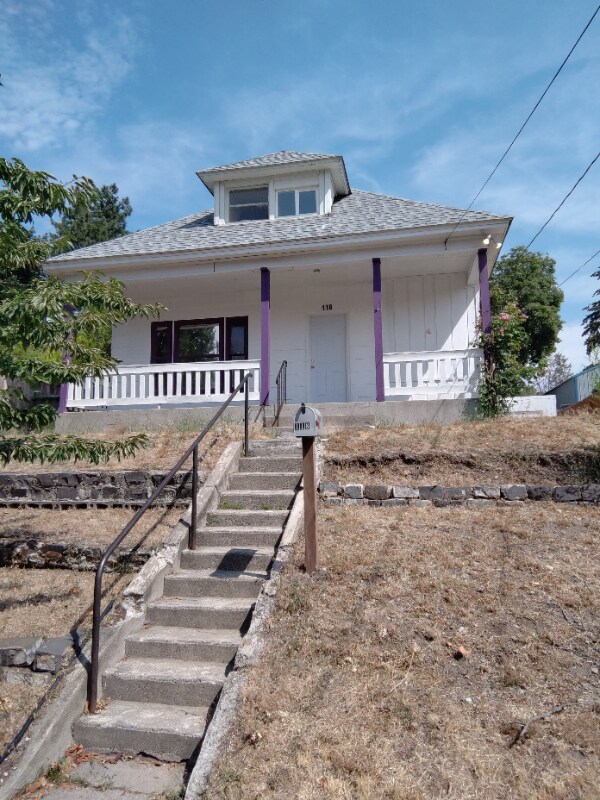 Photo - 118 W Augusta Ave House